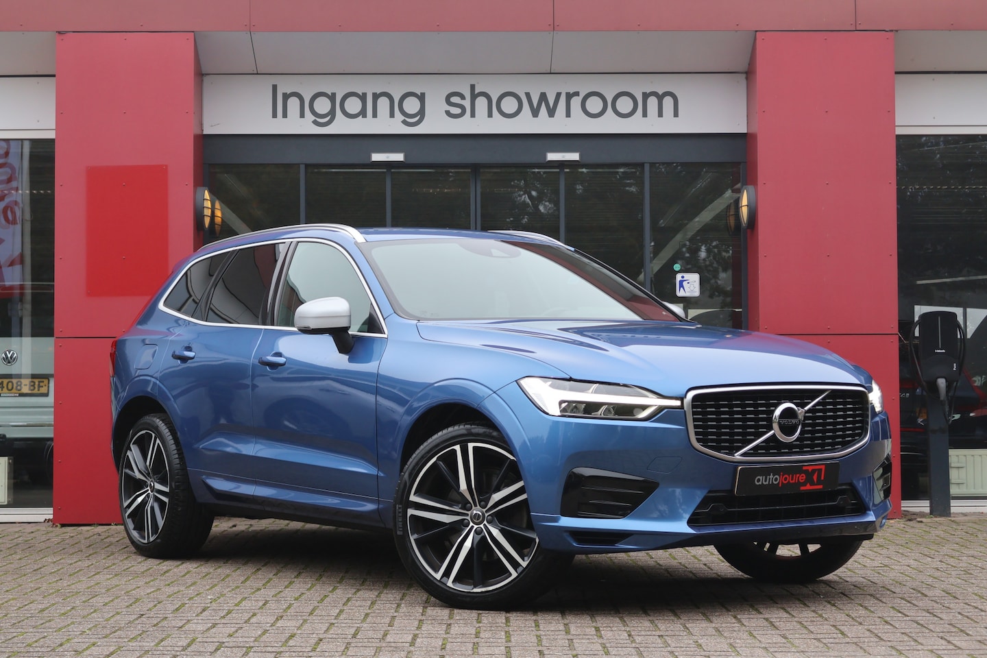 Volvo XC60 - 2.0 T5 R-Design | Origineel NL | Polestar Engineered | ACC | Camera | Trekhaak | - AutoWereld.nl