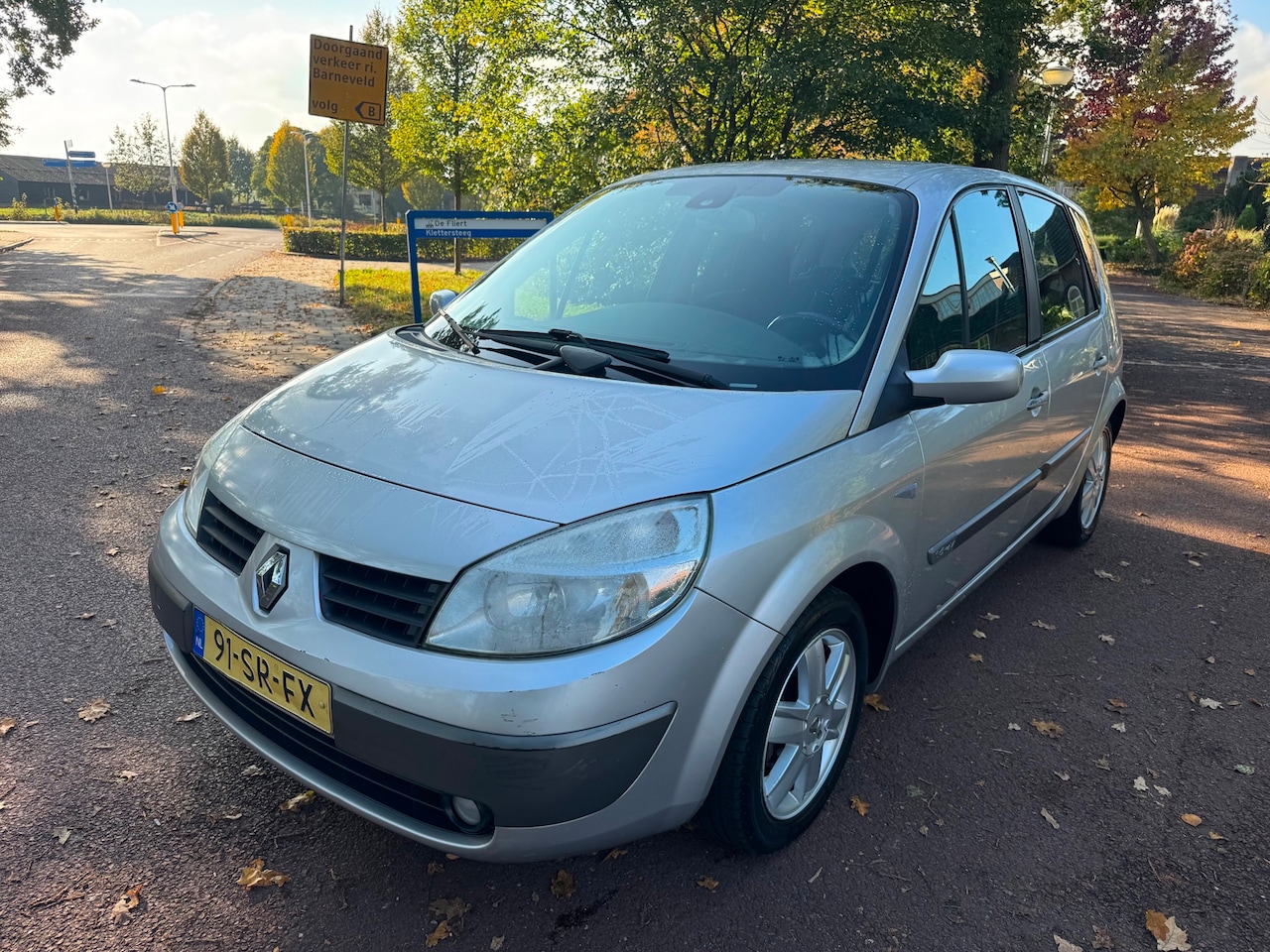 Renault Scénic - 1.6-16V Privilège Luxe|Airco|Cruise|APK|Trekhaak| - AutoWereld.nl