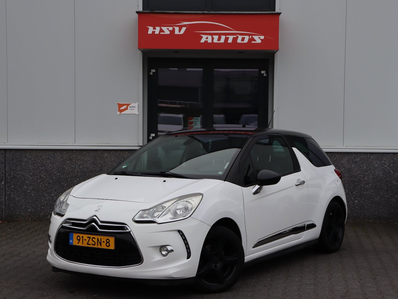 Citroën DS3 - 1.2 VTi Business airco Carplay org NL - AutoWereld.nl