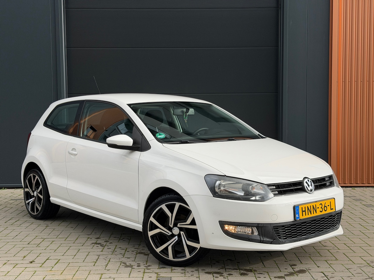 Volkswagen Polo - 1.2 Easyline|100% Onderhouden|Cruise Control|Airco|Elektrische Ramen - AutoWereld.nl