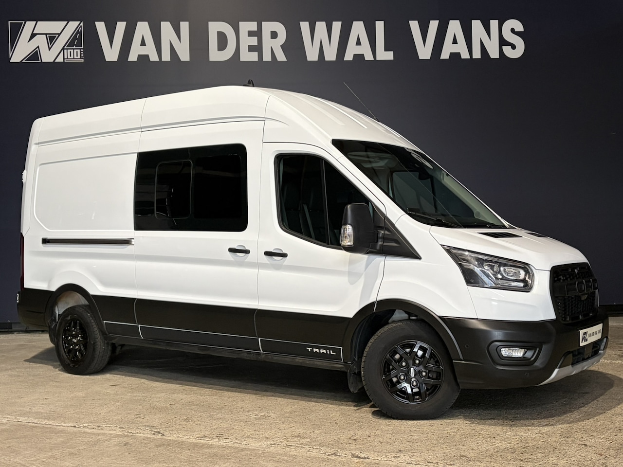 Ford Transit - 2.0 TDCI 131pk L3H3 Dubbele Cabine Euro6 Inrichting Airco | 6-Zits | Camera | Apple Carpla - AutoWereld.nl