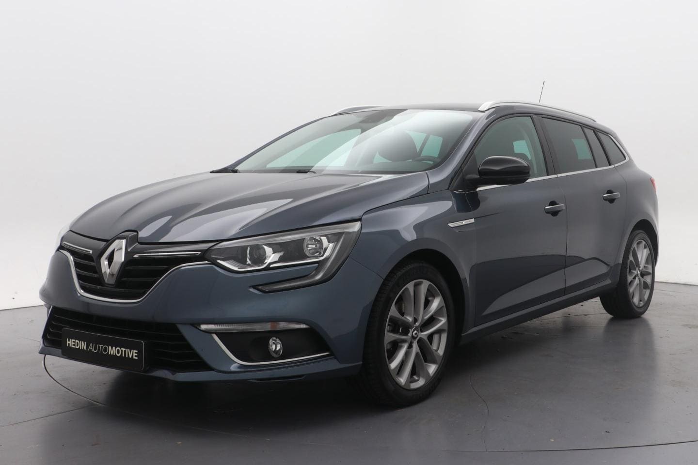 Renault Mégane Estate - TCe 130 Limited | Trekhaak - AutoWereld.nl