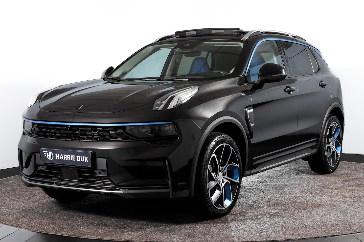 Lynk & Co 01 - 1.5 PHEV 261PK MY22 | 360 Camera | 7.4 KWH Boordlader |S/K-panodak | Adapt. Cruise | Memor - AutoWereld.nl