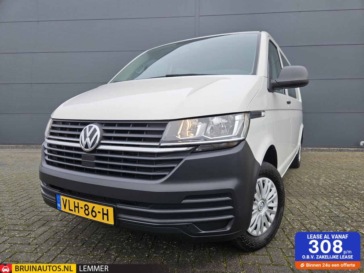 Volkswagen Transporter - 2.0 TDI L2H1 DC Airco 150 PK EU6 - AutoWereld.nl