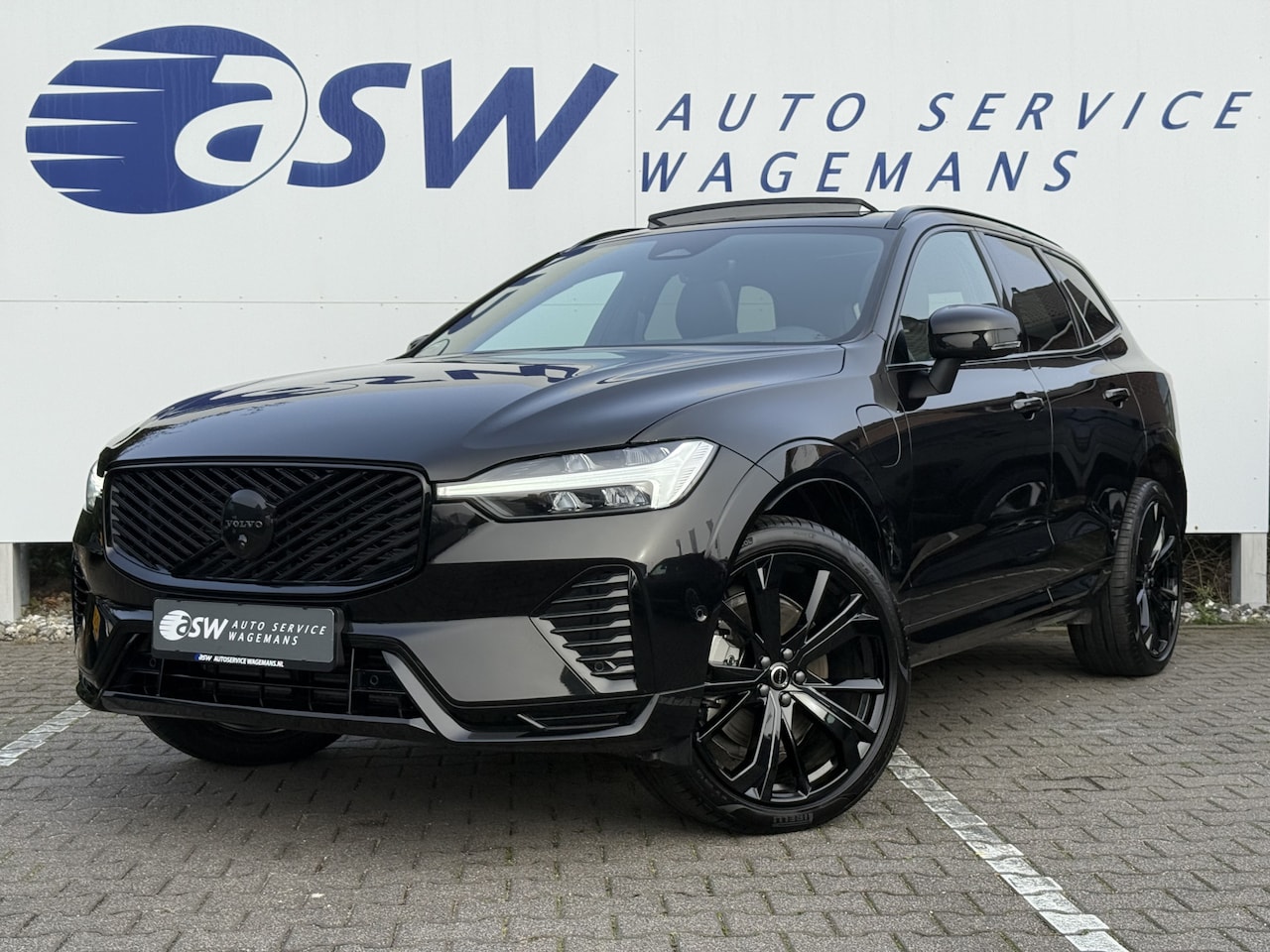 Volvo XC60 - 2.0 T6 Plug-in hybrid AWD Ultra Black Edition | Pano | Pilot Assist | H/K Audio | 360* Cam - AutoWereld.nl