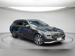 Mercedes-Benz E-klasse Estate - 300 de Avantgarde Gratis Afleverpakket | Trekhaak | Panoramadak |