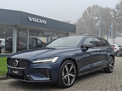 Volvo V60 - T6 350PK Plug-in hybrid AWD Ultra Dark | BLIS | B&W | HUD | Pano | 360 Camera | ACC | Keyl