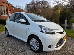 Toyota Aygo - 1.0 VVT-i Access 5-deurs AIRCO *apk:03-2027