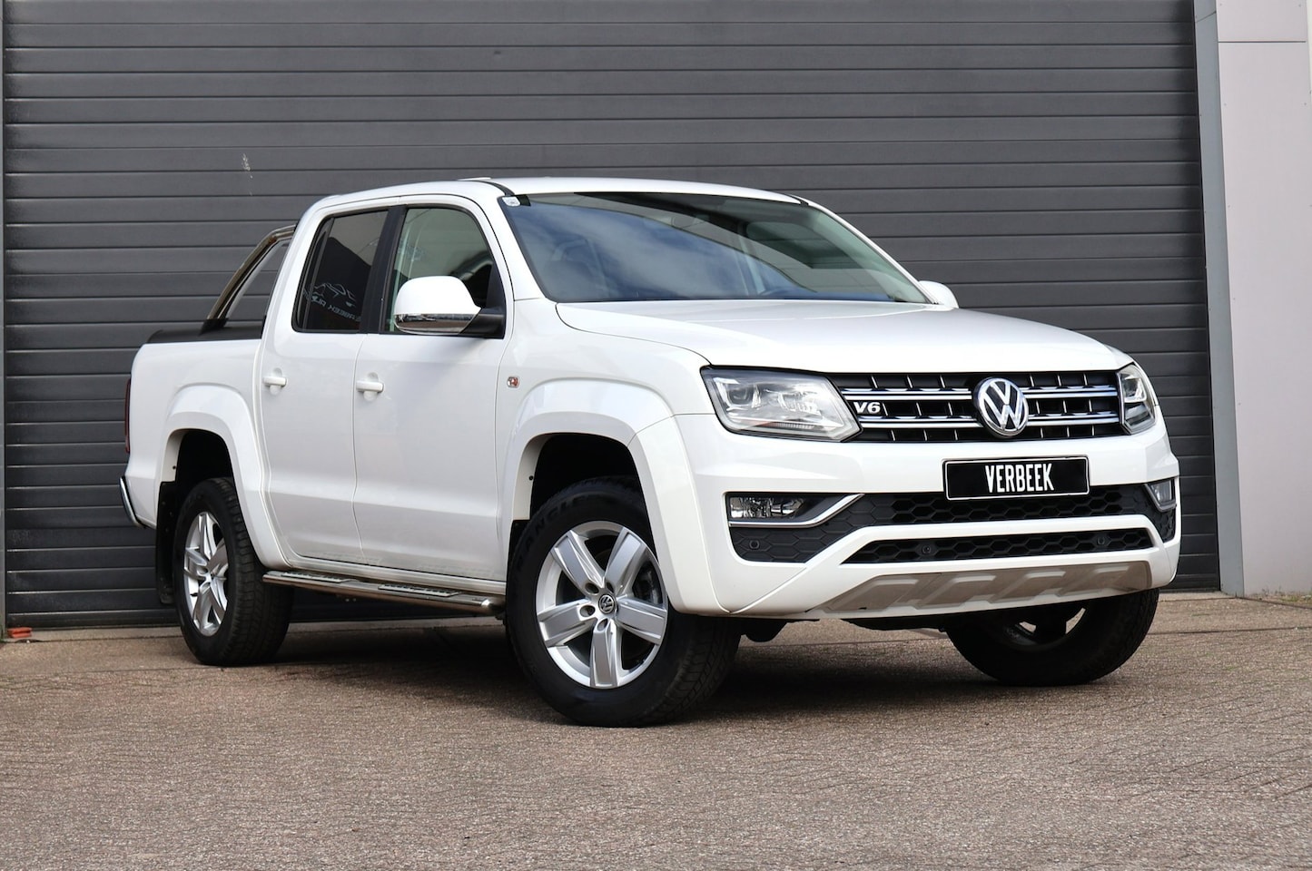 Volkswagen Amarok - 3.0 TDI Plus Highline/4X4/Luxe/Camera/PDC/Navi - AutoWereld.nl