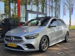 Mercedes-Benz B-klasse - 180 Business Solution AMG AUTOMAAT | Panodak | Afn. Trekhaak | Navigatie | Climate Control