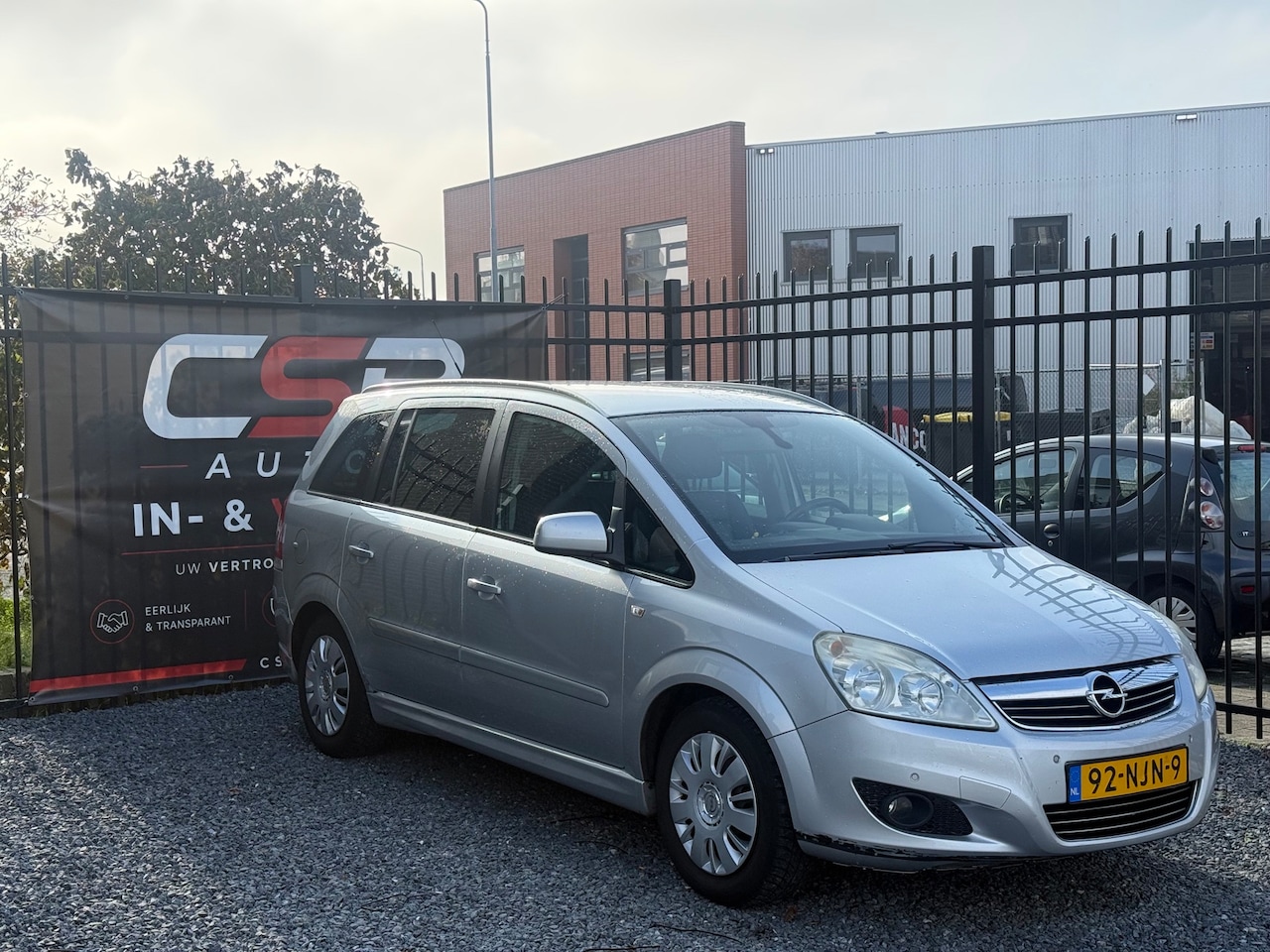 Opel Zafira - 1.8 Cosmo AUTOMAAT!NAVI!CLIMA!7PERSOONS!LEDER!KOOPJE! - AutoWereld.nl