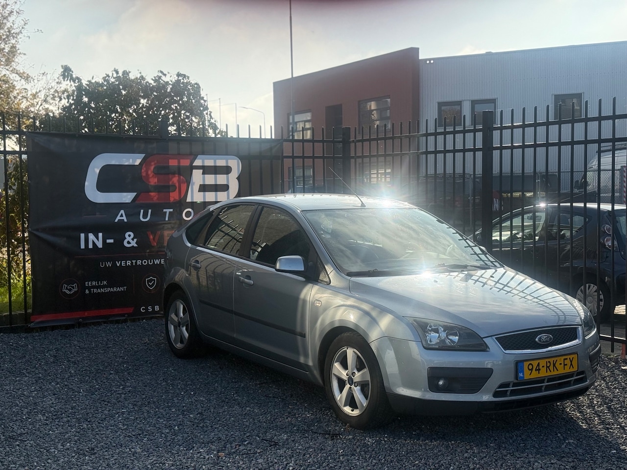 Ford Focus - 1.6-16V First Edition AIRCO!5DEURS!APK!KOOPJE! - AutoWereld.nl