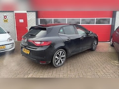 Renault Mégane - 1.2 TCe Bose CAMERA / CARPLAY / KEYLESS / NAVI / CLIMA / PDC / BLUETOOTH / CRUISE / NL-AUT