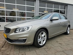 Volvo V60 - 2.4 D6 AWD Plug-In Hybrid Momentum (EXPORTPRICE)