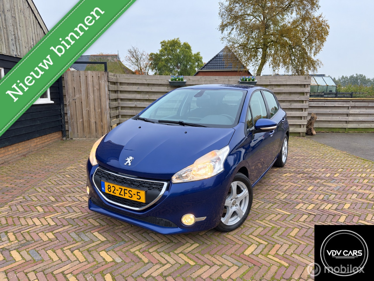 Peugeot 208 - 1.2VTi Allure | Clima | Cruise | Navi+Bt | PDC - AutoWereld.nl