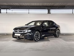 BMW i3 - Sedan 50 xDrive First Edition 113.4 kWh | M Sportpakket | Innovation Pack | Trekhaak | Hui