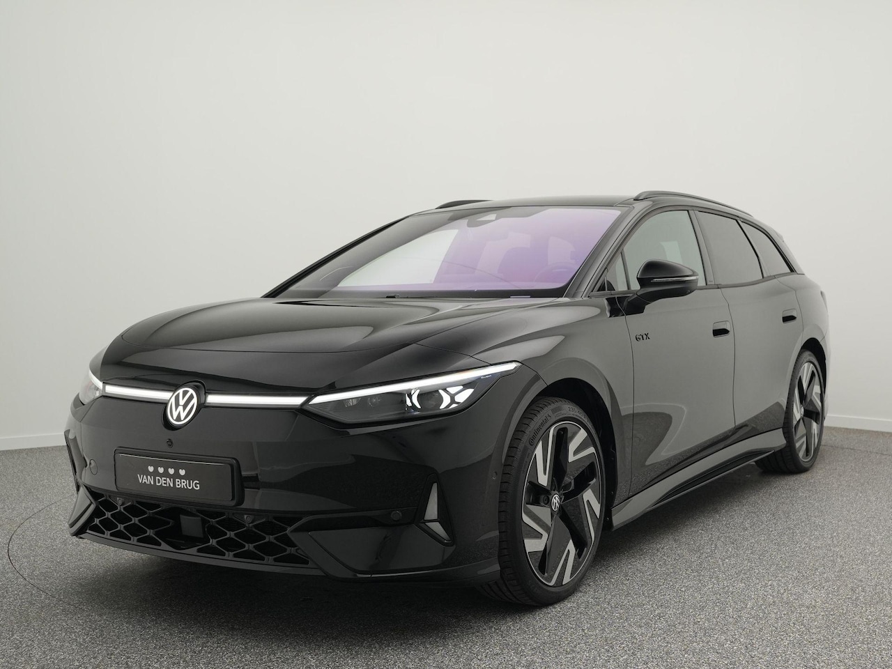 Volkswagen ID.7 Tourer - GTX Limited Edition 86 kWh 340 pk | LED Matrix | SOH 100% | Warmtepomp | Panoramadak | Tre - AutoWereld.nl