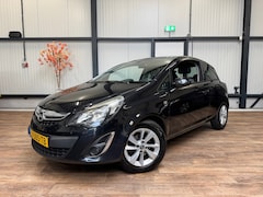 Opel Corsa - 1.4-16V / CLIMA / Stoelverwarming / Stuurverwarming /