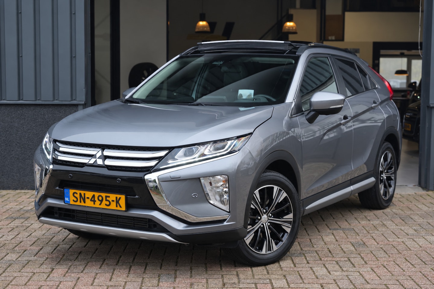 Mitsubishi Eclipse Cross - 1.5 DI-T Instyle HUD|Leder|Keyless - AutoWereld.nl