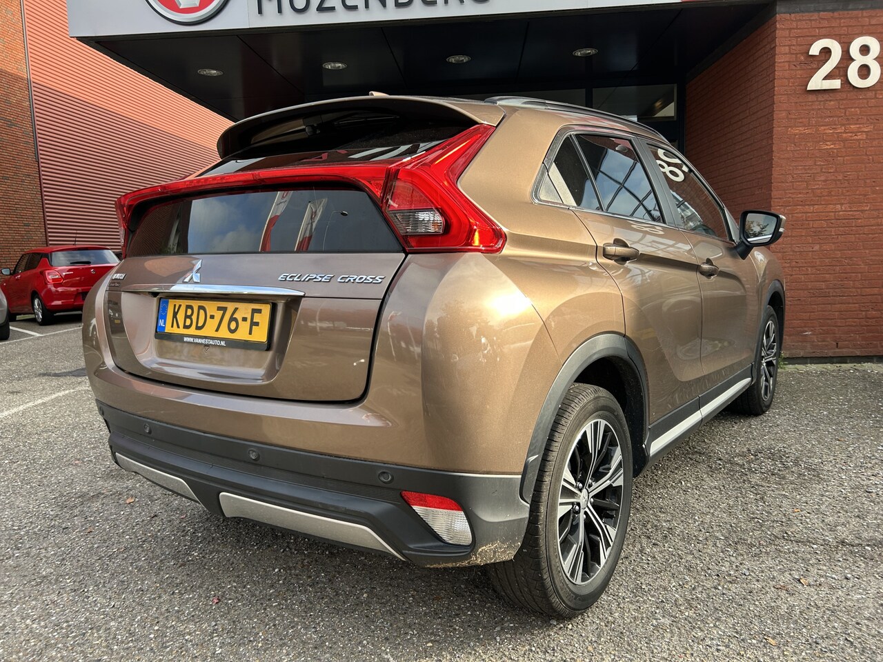Mitsubishi Eclipse Cross - 1.5 DI-T Intense // APPLE CARPLAY / ANDROID AUTO // KEYLESS // PDC V+A // CAMERA // HUD - AutoWereld.nl