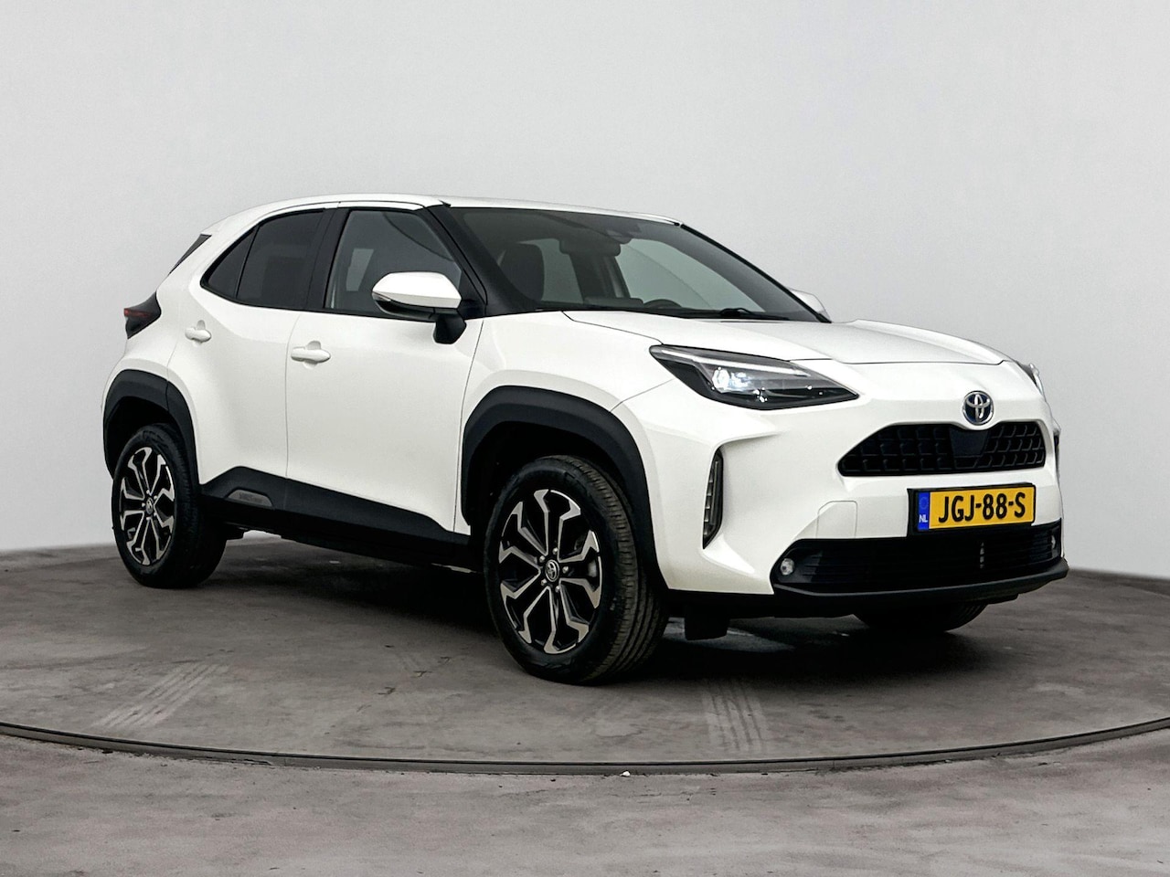 Toyota Yaris Cross - 1.5 Hybrid First Edition | Apple Carplay / Android Auto | Keyless | Adaptive Cruise | Clim - AutoWereld.nl