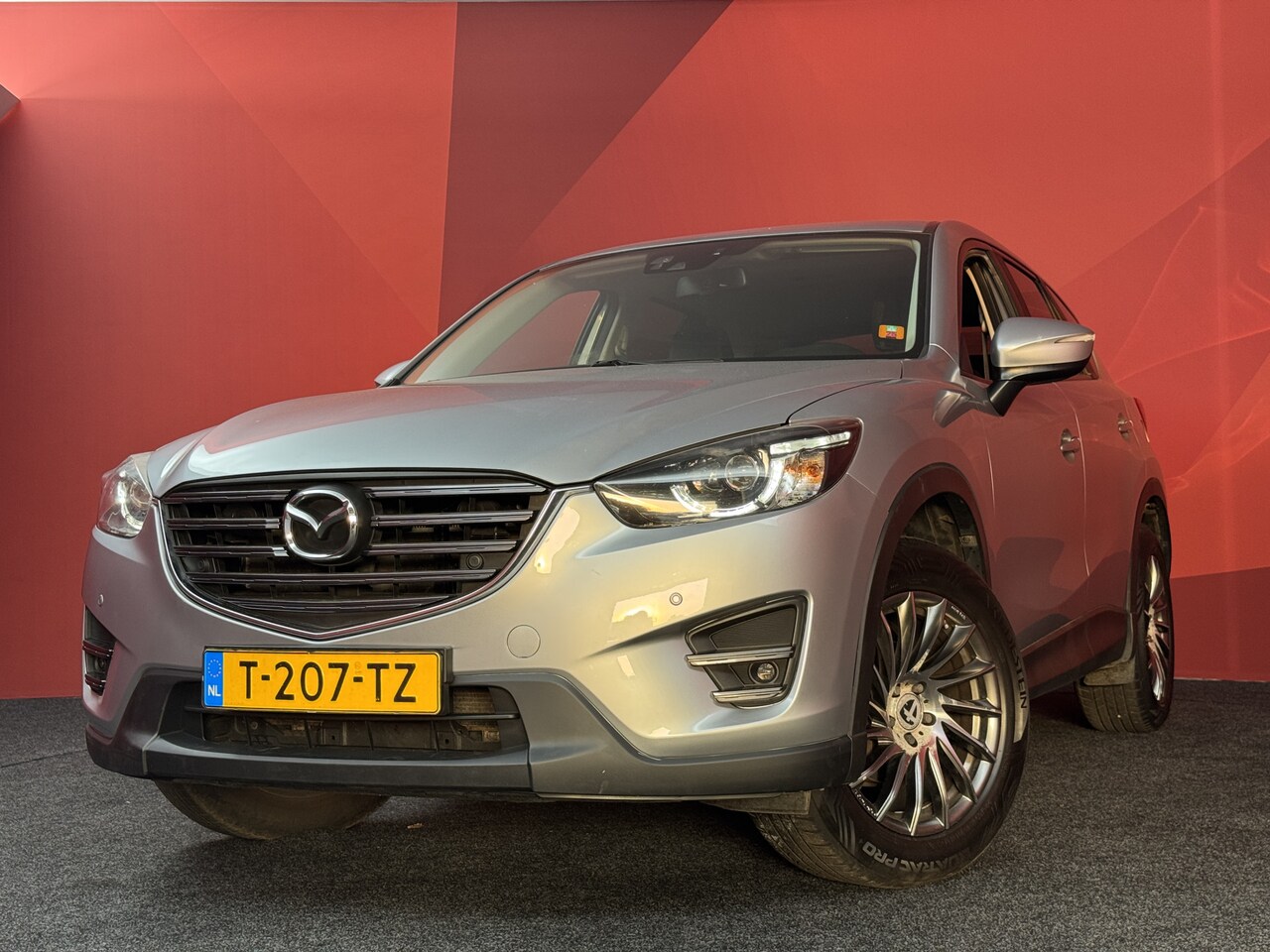 Mazda CX-5 - 2.0 4WD | Stoelverwarming | Trekhaak | Cruise - AutoWereld.nl