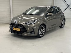 Toyota Yaris - 1.5 Hybrid First Edition / Automaat / Trekhaak