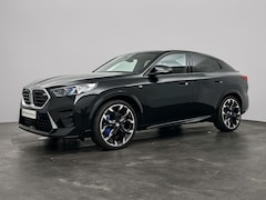 BMW X2 - M35i xDrive | Comfort Access | Achteruitrijcamera | Iconic Glow nierengrille | Glazen pano