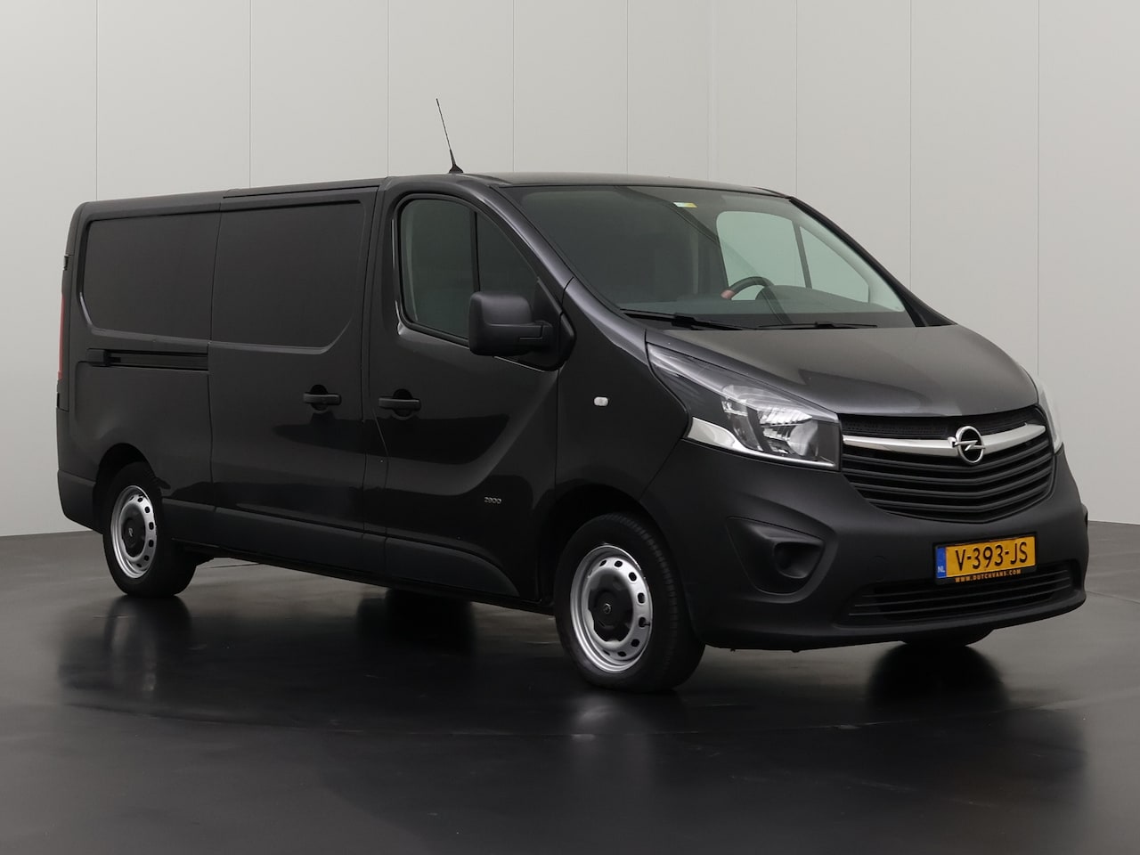 Opel Vivaro - 1.6CDTI 120PK Lang | Navigatie | 3-Persoons | Trekhaak - AutoWereld.nl