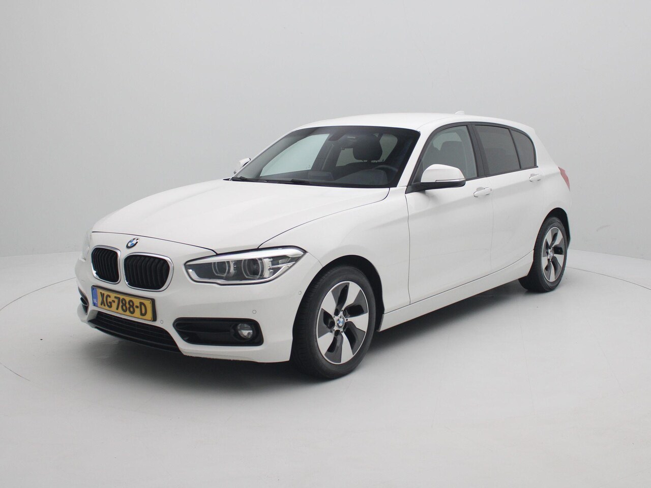 BMW 1-serie - 118i Aut. Corporate Executive | Leder | Led Koplampen | CarPlay | Navi | Camera | Afn. Tre - AutoWereld.nl