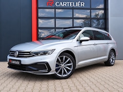 Volkswagen Passat Variant - 1.4 TSI PHEV GTE 218PK | Dynaudio | Pano | Trekhaak | Digital Dash | Matrix IQ Led | Adapr