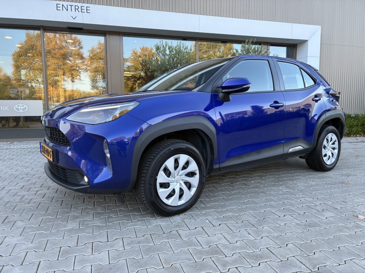 Toyota Yaris Cross - 1.5 Hybrid Comfort | All Season | Adap cruise | Camera - AutoWereld.nl