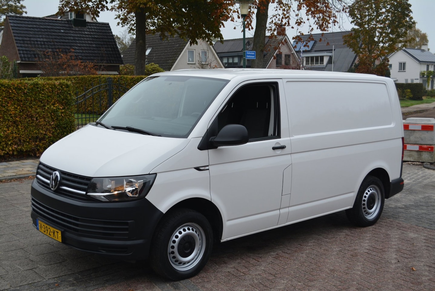 Volkswagen Transporter - 2.0 TDI L1H1 Comfortline 2.0 TDI L1H1 Comfortline - AutoWereld.nl