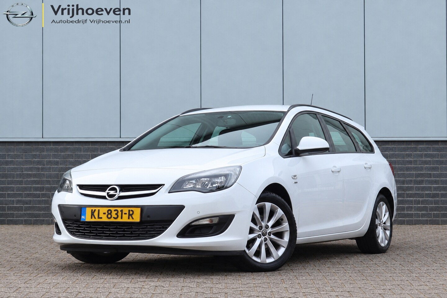 Opel Astra Sports Tourer - 1.4 Turbo Cosmo Pdc Trekhaak - AutoWereld.nl