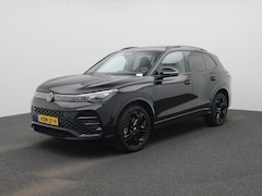 Volkswagen Tiguan - 1.5 eHybrid R-Line Edition 204 PK| Origineel Nederlands | 1e Eigenaar | SOH 100% | Panoram