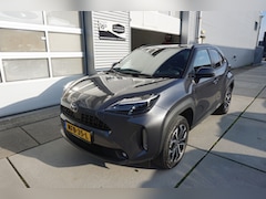 Toyota Yaris Cross - 1.5 Hybrid 130 Dynamic Comfort Pack |Navi|Carplay|PDC V+A|Dodehoek|Stoel en stuurverw.|Cam