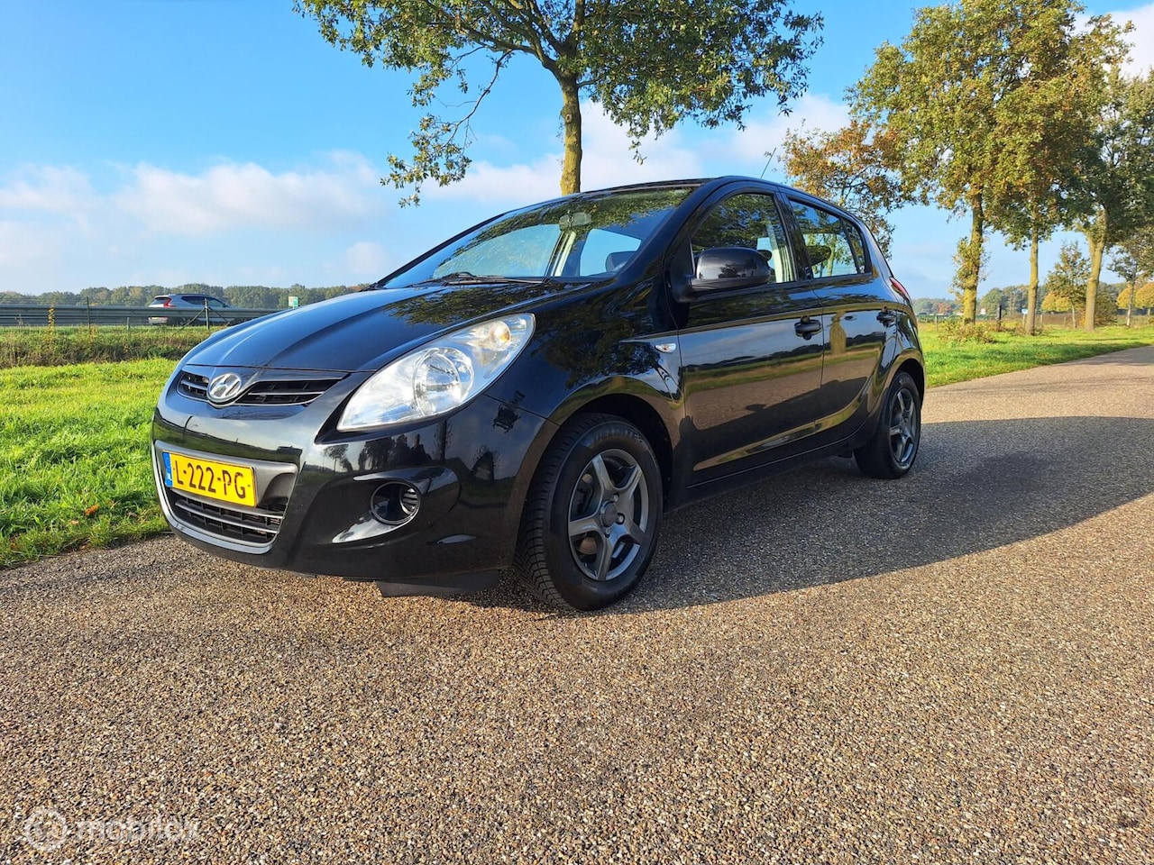 Hyundai i20 - Nieuwe Apk en Ketting - AutoWereld.nl