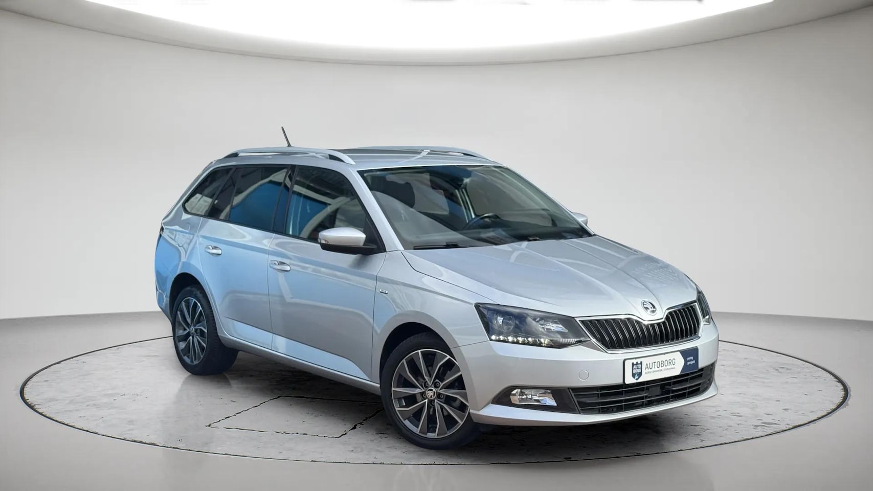 Skoda Fabia Combi - 1.0 TSI Drive GRATIS Afleverpakket! | Climate Control | Navigatie | - AutoWereld.nl