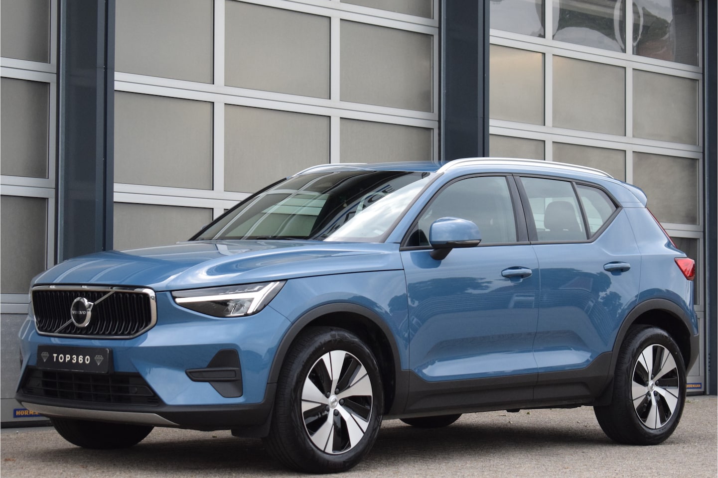 Volvo XC40 - 2.0 B3 Core | Camera | ACC | 4cilinder!  apple carplay | android auto - AutoWereld.nl