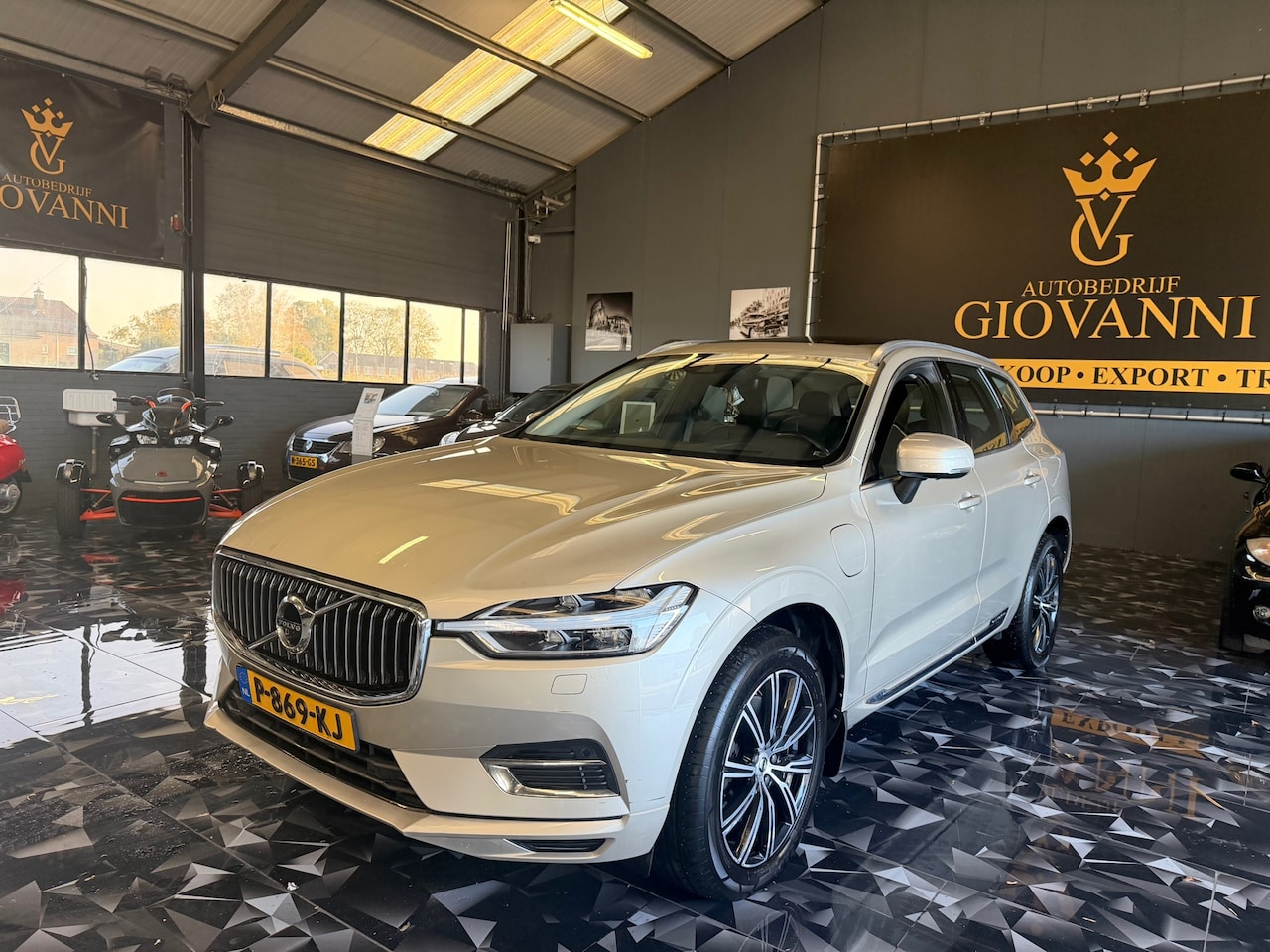 Volvo XC60 - 2.0 T8 Twin Engine AWD Inscription inruil mogelijk - AutoWereld.nl