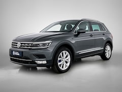 Volkswagen Tiguan - 2.0 TSI 4Motion Highline | Automaat | Adaptive cruise | Stoelverwarming | HUD | Camera | N