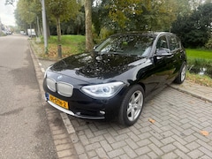 BMW 1-serie - 118i Business AUT NAVI LEER