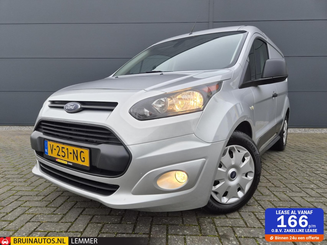 Ford Transit Connect - 1.5 TDCI L1 Airco 3-zits EU 6 trekhaak - AutoWereld.nl