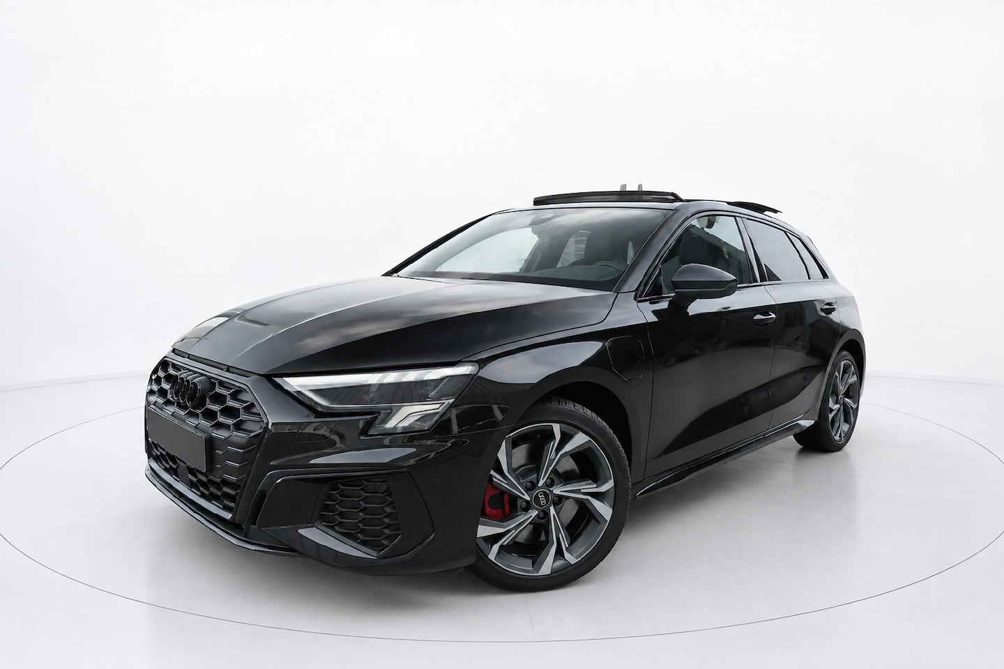 Audi A3 Sportback - 45 TFSI e S edition Competition 3x S LINE PANO - AutoWereld.nl
