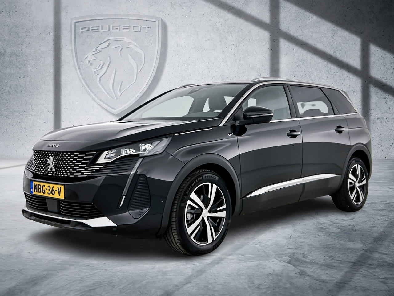 Peugeot 5008 - Hybrid 145pk Automaat GT | Rijklaar | Keyless Entry | Adaptive Cruise | Stoelverwarming | - AutoWereld.nl