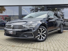 Volkswagen Passat Variant - 1.4 TSI PHEV GTE Business + PANO DAK + DIGITAAL DASHBOARD + LED + CAMERA + TREKHAAK