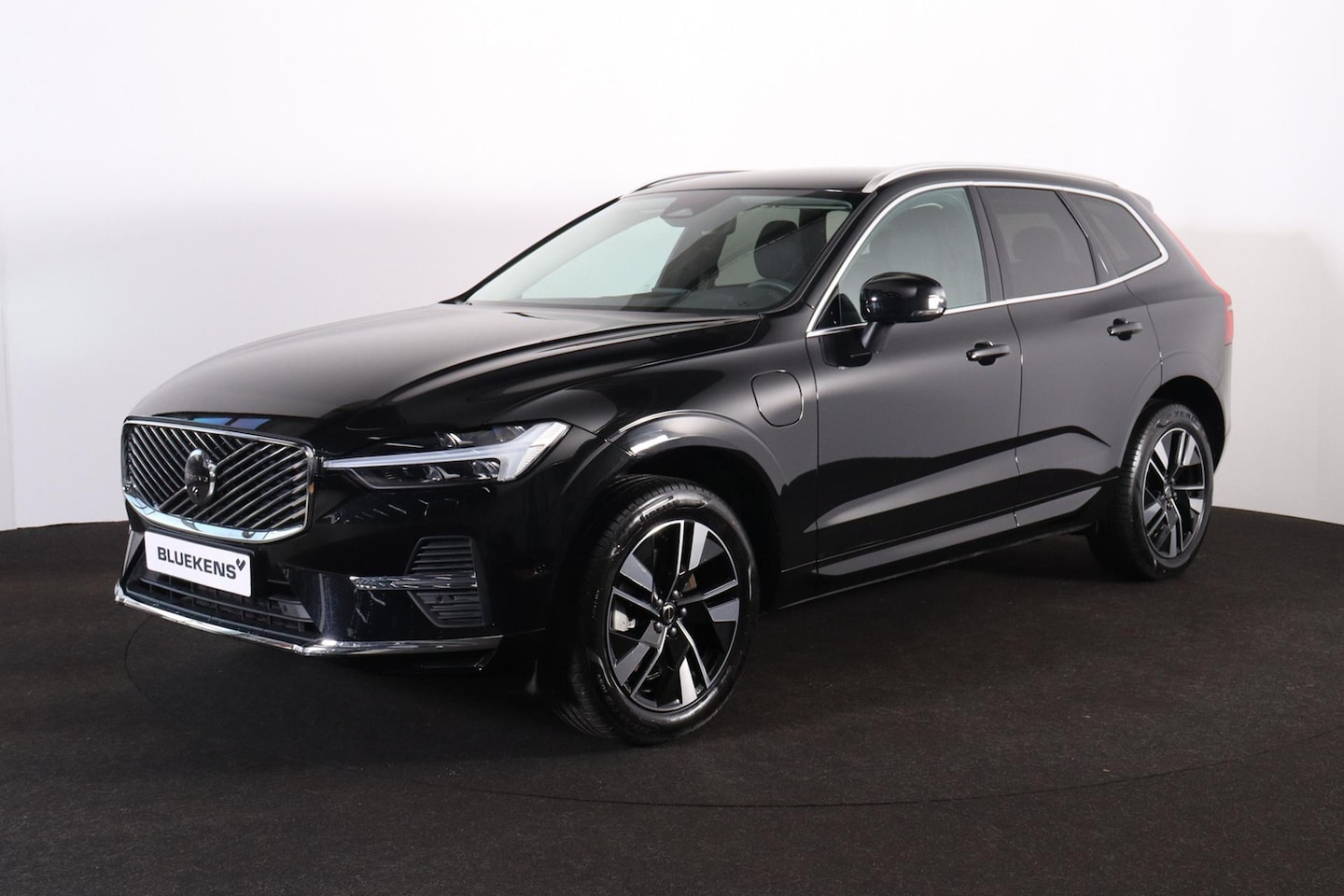 Volvo XC60 - T6 Recharge AWD Plus Bright - IntelliSafe Assist & Surround - 360º Camera - Harman/Kardon - AutoWereld.nl