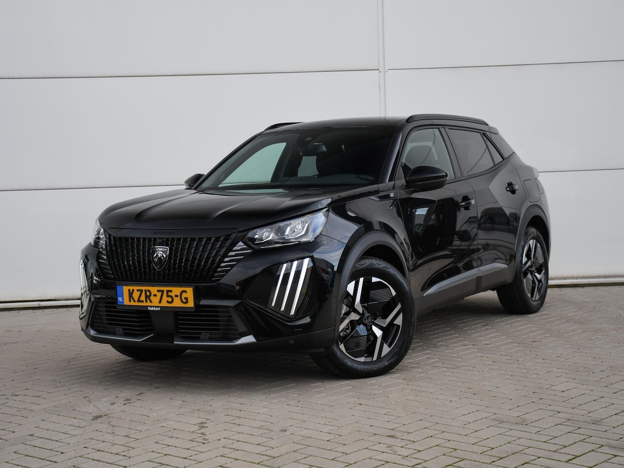Peugeot e-2008 - EV Allure 50kWh 136pk Automaat 360° CAM. | DODE HOEK | 17''LM | ADAPT. CC | APPLE-CARPLAY - AutoWereld.nl