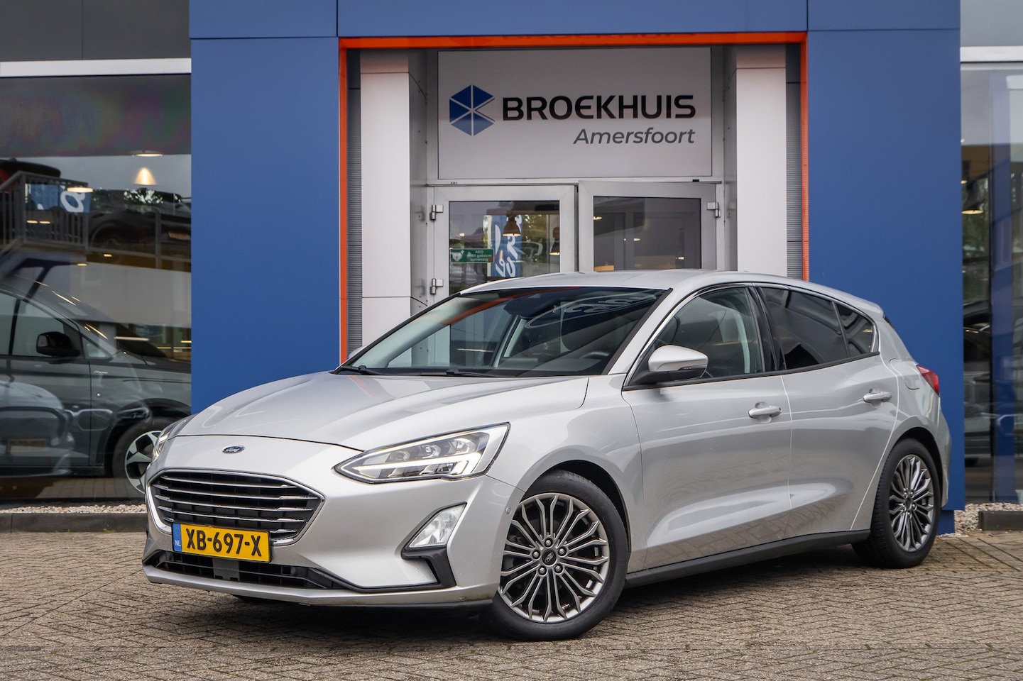 Ford Focus - 1.0 EcoBoost Titanium Business | Camera | Stoel/stuur/voorruit verwarming | B&O audio | Cr - AutoWereld.nl