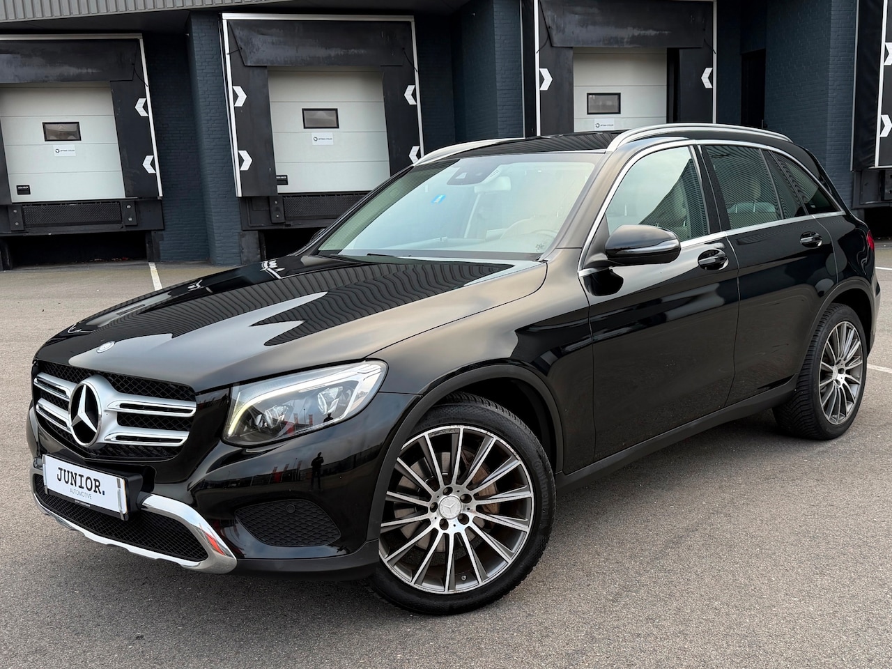 Mercedes-Benz GLC-klasse - 220 d 4MATIC Ambition LEDER/LED/CRUISE/STOELVERWARMING - AutoWereld.nl